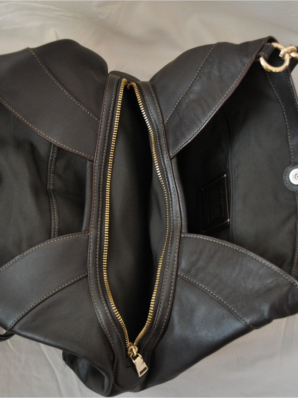 Coach Brown Signature Canvas Shoulder Bag with Black Leather Trim - Picture 3 of 5